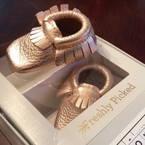 Freshly Picked Newborn Rose Gold Moccasin